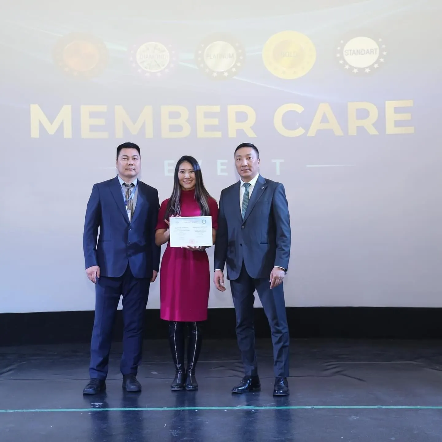 "MEMBER CARE": YOUTHinc.mn - Монгол Залуу Мэргэжилтнүүдийн Нийгэмлэг МҮХАҮТ-д гишүүнээр элсэж INC -ээ бүтээх боломжоо нээлээ
